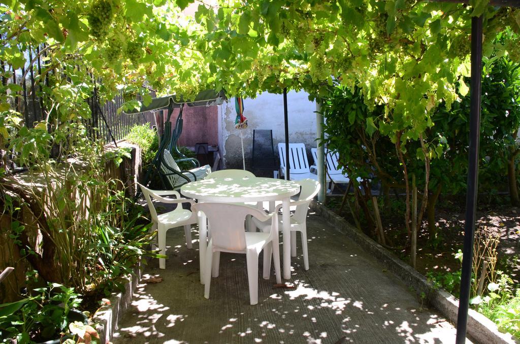 Homestay Morbey's *