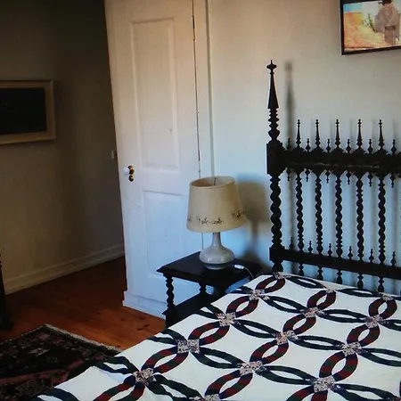 Morbey'S Chalet Apartment Sintra Room photo